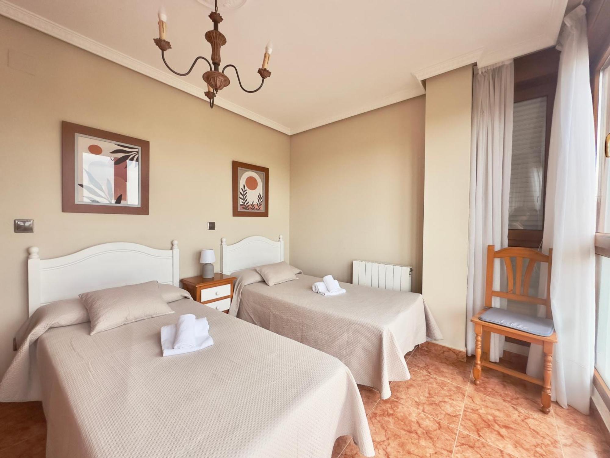 Apartamentos Pineda ノハ エクステリア 写真